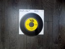THE HEARTBREAKERS 7' - A SIDE - ONE TWO I LOVE YOU - B SIDE - WITHOUT A CAUSE