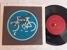 THE DESPERATE BICYCLES - THE MEDIUM WAS TEDIUM  7” UK 1977 REFILL RECORDS  PUNK