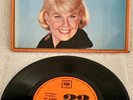 DORIS DAY 