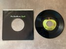 BEATLES APPLE BLACK STAR 45 ACT NATURALLY 5498 MINT