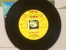 Sir Laurence and The Crescents 45 Flip Me Over 1966 Minnesota Garage VG+