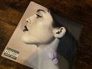 Olivia Rodrigo - Vampire (7” Vinyl Record) (Red web-store exclusive)