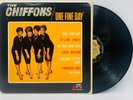 THE CHIFFONS One Fine Day 1963 Mono First Press Laurie Records VG/VG+ LLP-2020