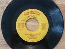 Elvis Presley 45 RPM - That's All Right / Blue Moon of Kentucky - Chicken 101