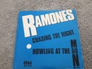 Ramones - Chasing The Night / Howling At The Moon (Sha-La-La) 2x7