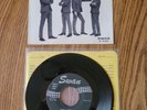 The Beatles 'She Loves You' 1964 original 7