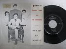 DANNY DIAZ & THE CHECKMATES - It's so easy - Rare HONG KONG release 45 P/S