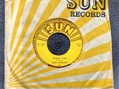 GENE SIMMONS - DRINKIN’ WINE original USA 1958 / ROCKABILLY / SUN 299 / EX+++