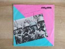 THE CURE BOYS DON'T CRY 1979 VINYL 45  PAPER SLEEVE FIRST PRESSING EXCELLENT