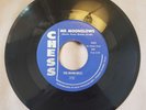 45 RPM THE INVINCIBLES/MR. MOONGLOWS/SWAYBACK    VG++