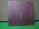 Vintage Jethro Tull lp Living in the past with booklet  In very nice condition.