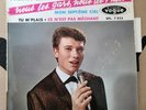 EP 45T  Johnny Hallyday – Nous Les Gars, Nous Les Filles - Languette + Centreur