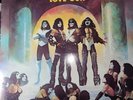 KISS LOVE GUN Vinyl LP CASABLANCA NBLP 7057 — 1977 W Original Sleeve Estate Find