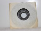 PAUL McCARTNEY & WINGS - LITTLE WOMAN LOVE & MARY HAD A LITTLE LAMB - 45 VINYL R