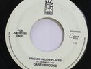 Country 45 Garth Brooks - Friends In Low Places / What She'S Doing Now On Libert