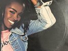 Lauryn Hill “Everything Is Everything” 6 Track 12inch Vinyl Record