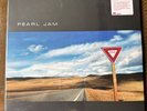 PEARL JAM – YIELD - VMP EXCLUSIVE 180G BLACK & RED HI-MELT VINYL 2xLP NEW - 6033