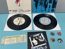RARE*ORIGINAL VINTAGE 80’s BAUHAUS 7” VINYL ZIGGY STARDUST-TELEGRAM SAM+ BADGES+