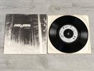 The CURE - A Forest - 1980 UK Fiction 7
