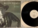 Garth Brooks – No Fences ; 1990 BMG Direct LP   VINYL IS EX COVER VG