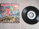 DISQUE 45 tours -  IRON  MAIDEN  /  RUN TO THE HILLS - TOTAL ECLIPSE  -  1982