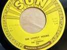 THE SUNRAYS   THE LONELY HOURS / LOVE IS A STRANGER   SUN 293 Orig. ROCKABILLY