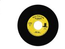 Combinations-Bump Ball/I'm On The Outside-RCA 9482(1960's Soul 45)(Hear It)