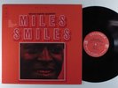 MILES DAVIS Miles Smiles COLUMBIA LP VG+ 2-eye r