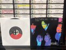 THE CURE   IN BETWEEN DAYS   45 RECORD WITH PICTURE SLEEVE   1985