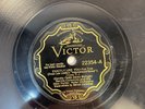 Bernie Cummins And His New Yorker Hotel Orchestra ‎– Exactly Like You 10