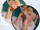 NEAR MINT  Madonna Take A Bow 7