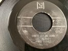FRED HUGHES..DON'T LET ME DOWN...RARE USA ISSUE SINGLE..VEE-JAY..VJ-718