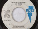 The Newcomers – Open Up Your Heart - Rare Crossover Soul Promo 45RPM Record Volt