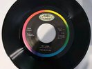 The Beatles 45 CAPITOL HEY JUDE / REVOLUTION  ON COLOR BAND  NEAR MINT