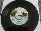 IT GROWS-MARTIN RILEY.REGGAE VINYL 7