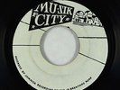 Reggae 45 - Twinkle Brothers - Sweet Young Thing - Mu-Zik City Jamaica