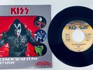 KISS - 2 x SINGLE 7“ - SURE KNOW SOMETHING & I WAS MADE - BRAZILIAN COVERS