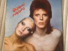DAVID BOWIE - PIN-UPS     EX (sleeve)/VINYL LP Mint/ FIRST PRESSING & Insert