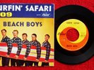 THE BEACH BOYS   SURFIN'SAFARI    1962 45 & PICTURE SLEEVE    BRIAN WILSON