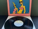 SUZY & THE RED STRIPES Seaside Woman 1980 UK 12