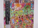 TOM TOM CLUB / CLOSE TO THE BONE JAPAN ISSUE LP W/OBI, INSERT