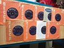 9 VINTAGE ROLLING STONES 7” SINGLES (1960s), 7 w/ ORIGINAL DECCA STRIPED SLEEVES