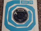 Genesis - A Winters Tale - Rare 1968 Decca Demonstration Disc.