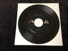 ELVIS PRESLEY 45 457-0636 GOLD STANDARD GOOD LUCK CHARM RARE DOG ON SIDE NM/MINT