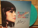 NORAH JONES SIGNED VISIONS BARNES & NOBLE EXCLUSIVE TEAL COLORED VINYL LP +PIC