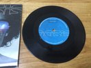 oasis vinyl 7 single who feels love / one way road. ( RKID 003 ) vgc.