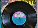 Rare LP 33T 25 CM  Johnny Hallyday – TITRE en JAUNE, LANGUETTE & DEDICACE