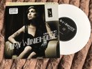 AMY WINEHOUSE WHITE 7” BACK TO BLACK 2007 VINYL UK. V RARE. Mint.