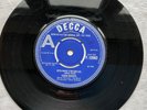 TOM JONES - ‘IT’S NOT UNUSUAL’ DECCA F 12062. 1965. DEMONSTRATION COPY. CLASSIC