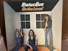 STATUS QUO - ON THE LEVEL - TEXTURED JACKET FIRST PRESS INNER GATEFOLD VINYL LP